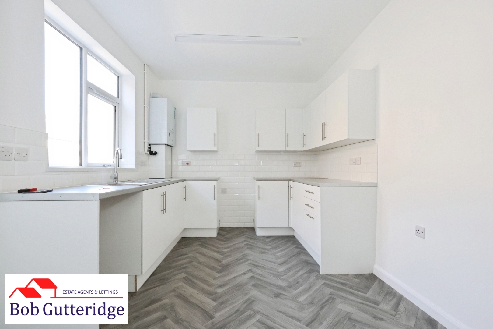 NEW FITTED KITCHEN